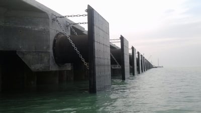 هادي العامري لم يوافق.. بحار عراقي: ميناء مبارك الكويتي خطير للغاية