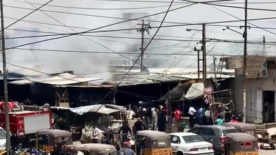 مدينة الصدر: حريق في سوق “العورة” والخسائر ما تزال مجهولة (فيديو)