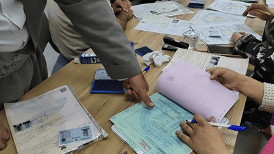 جوتیارانی گەرمیان بەری رەنج و ماندوبونەکانیان وەردەگرن