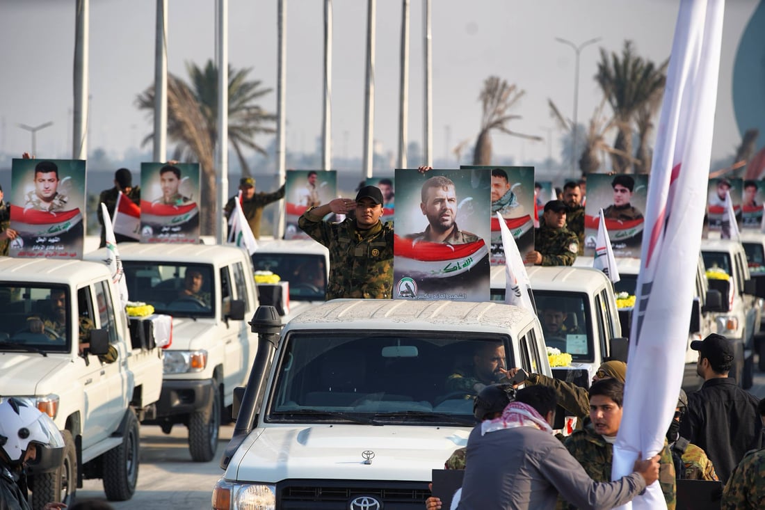 صور: الحشد يستذكر قصف معسكراته في القائم بتشييع رمزي