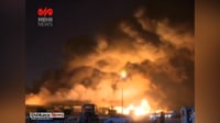 (فيديو) العواصف تمنع إيران من إطفاء بندر عباس ودعوة للا...