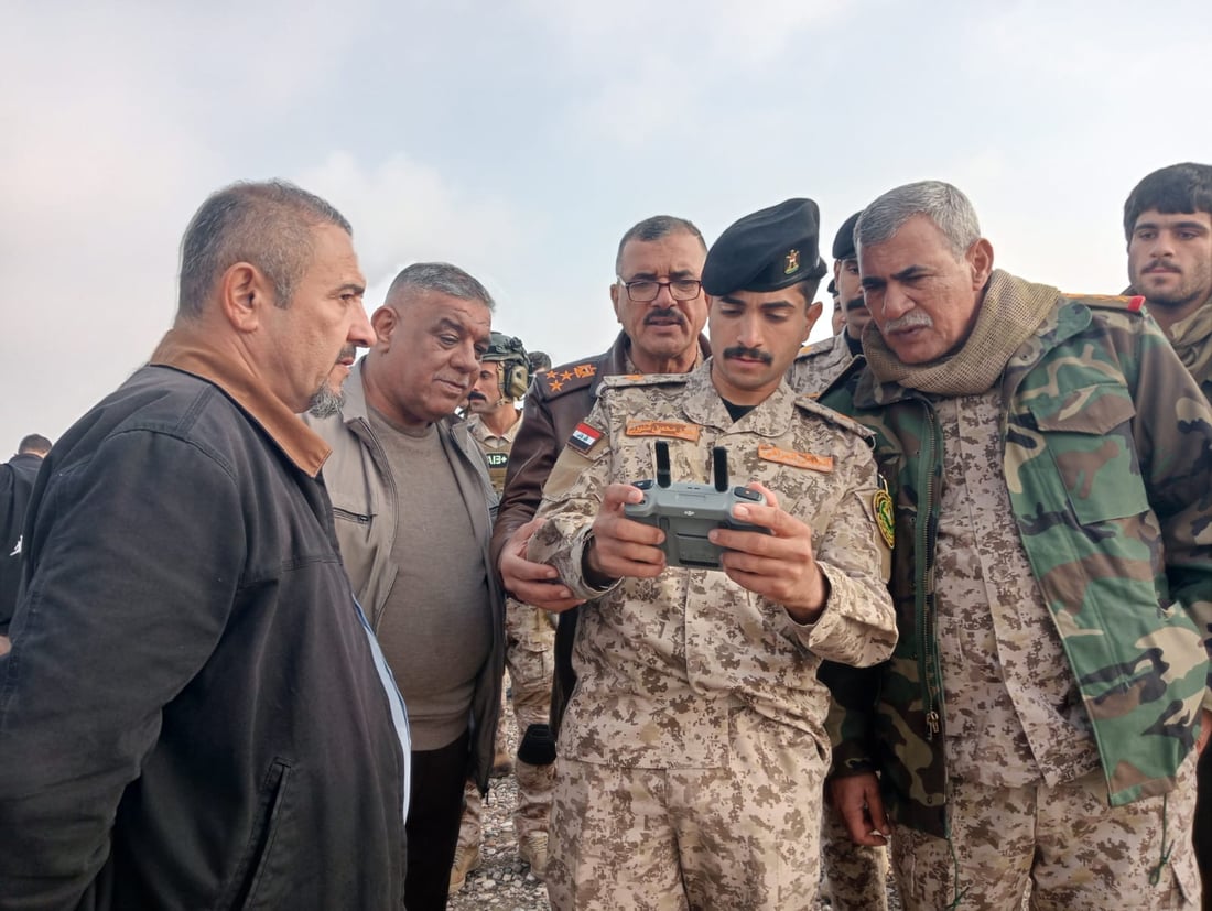 صور: قائد عمليات كركوك يزور المناطق المتضررة من الفيضانات في ناحية ليلان