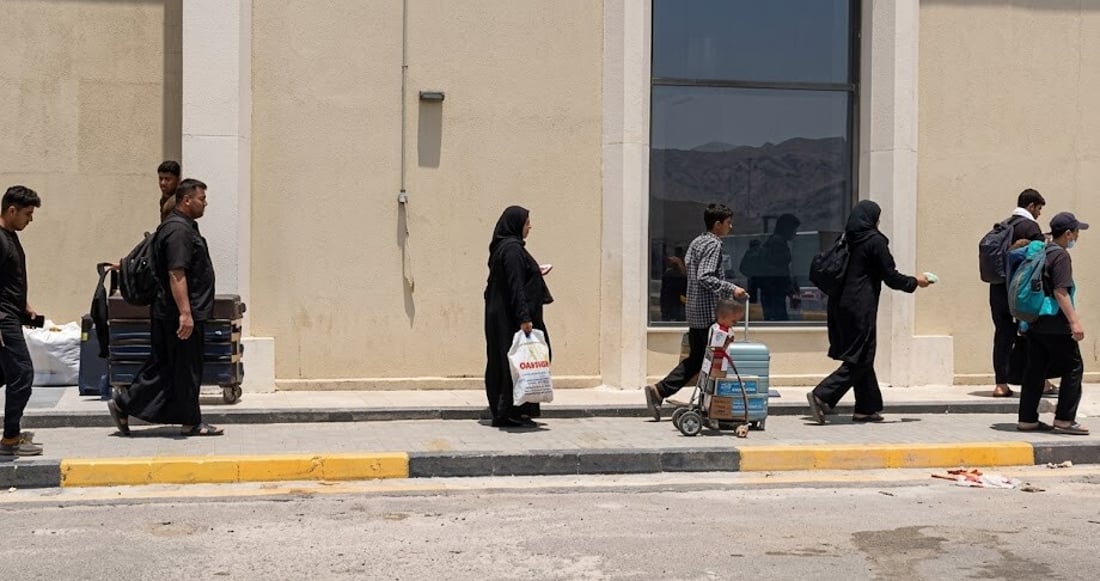 الشلامجة يعمل منذ الخامسة فجراً.. “صواريخ ترامب عطلته 3 ساعات فقط”