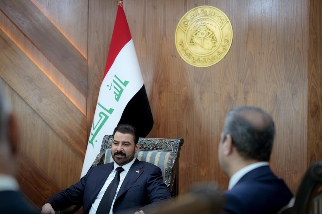 الزيدي يطلق رقابة استباقية على العقود الحكومية.. وتدقيق إلزامي قبل التوقيع