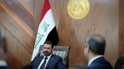 الزيدي يطلق رقابة استباقية على العقود الحكومية.. وتدقيق إلزامي قبل التوقيع