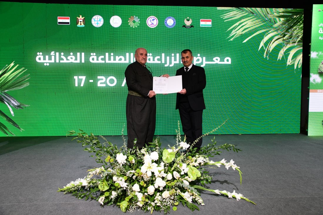 هەشت رێکخراو و شوێن رێزلێنانیان پێشکەشی شێخ جەمالی کربچنە کرد