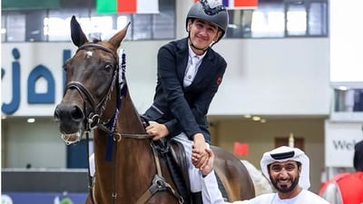 سادساً بين الفرسان.. الدليمي يتوج في بطولة الشارقة للحواجز