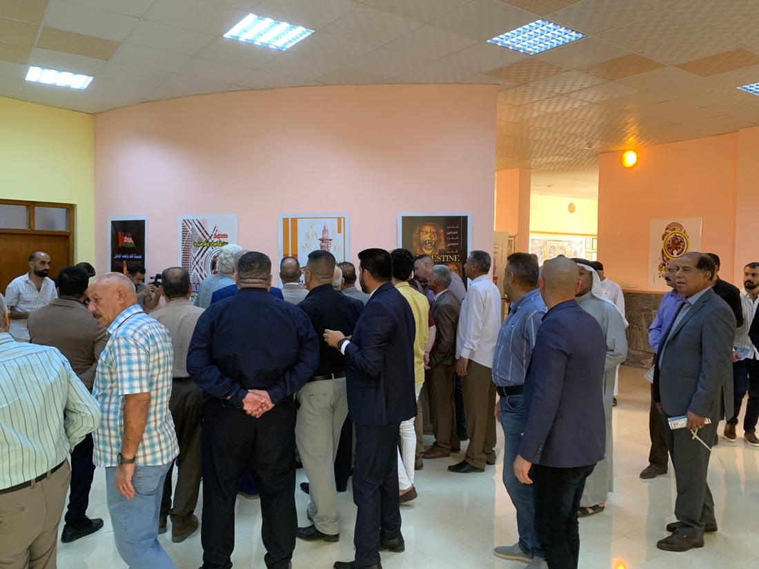 سيعرض أعماله في رام الله والقاهرة.. فنان من الأنبار يرسم لفلسطين في حديثة