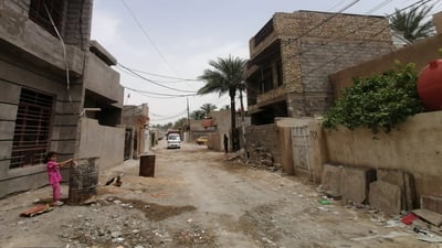بغداد: “الدوانم” بدون ماء وكهرباء منذ خفض أسعار خطوط المولدات! (صور)
