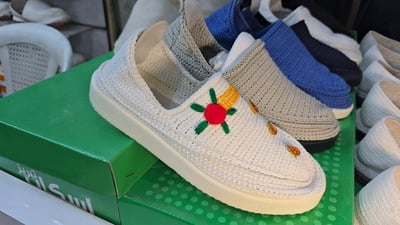 جەژن و نەورۆز نزیکن و وردە وردە بازاڕی کڵاش فرۆشان گەرم دەبێت