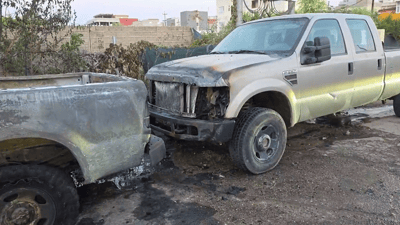 منداڵێکی بزێو دوو ئۆتۆمبێلی سووتاند