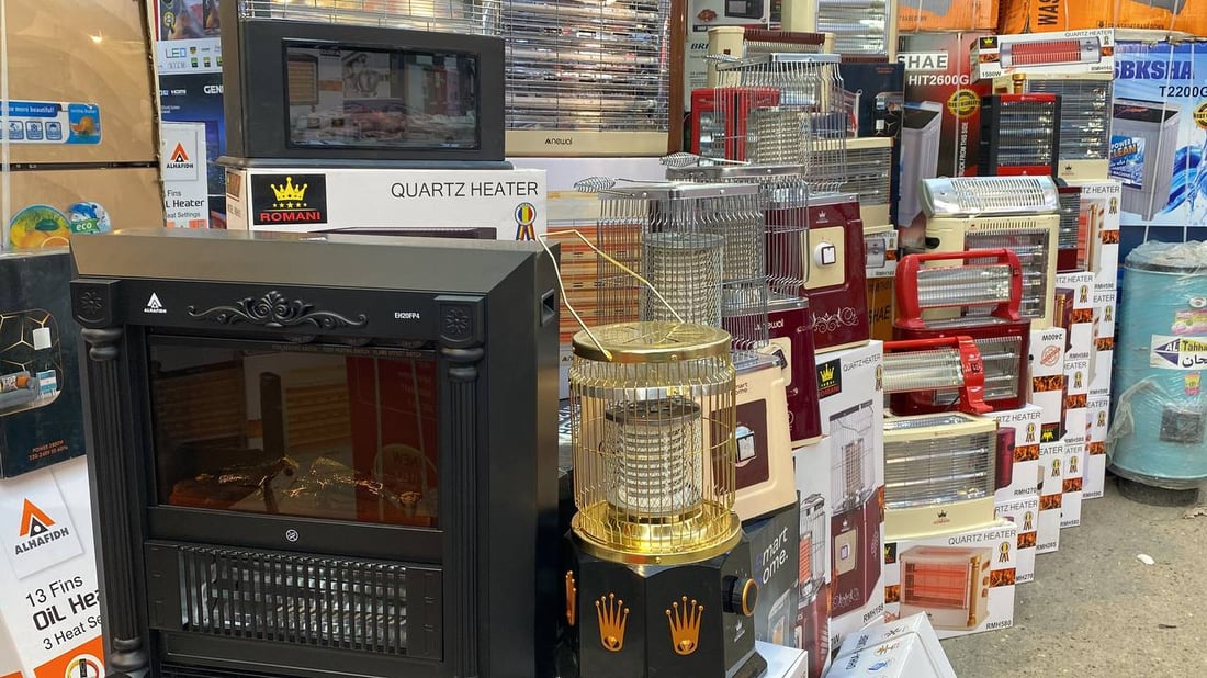 لا نفط ولا كهرباء وطنية.. أهالي الناصرية سيعبرون الشتاء بـ “أم الأمبير” (صور)