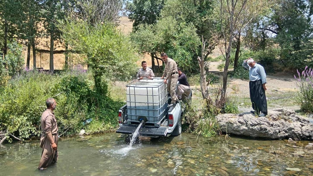 هاونیشتیمانیان خۆیان لە وشكەساڵیدان و ئاو بۆ ئاژەڵەكان دابين دەكەن