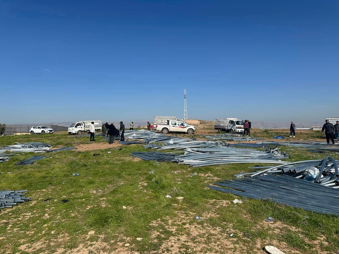 20 خانووى پلاستیكى به‌ تیروپشك درانه‌ جوتیارانى خانكێ