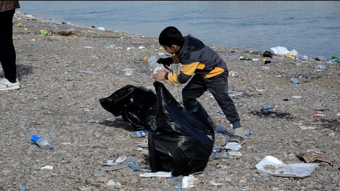 بنات تكريت وأولادها غير مرتاحين لشط دجلة: كلما نظفنا عادوا لتلويثه