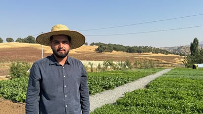 دەرچووی بەشی کۆمپیوتەرە و خەریکی کشتوکاڵە