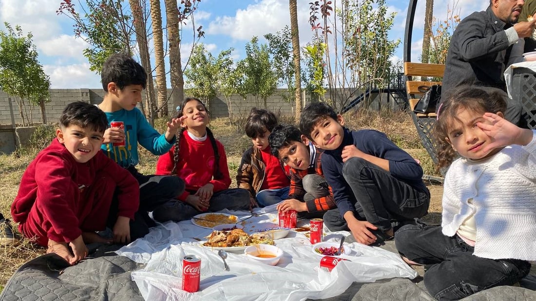 صور: دولاب هوى وسفينة نوح هدية من آل حماشي لعوائل هيت على طول الفرات