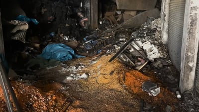 لە ئاگرەکەى شەوى رابردووى ئەسحابە سپى نۆ دوکان سوتان