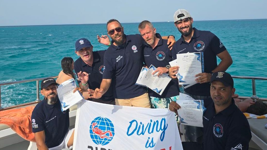 غواصو هيت يحصدون اعتماداً عالمياً من PADI بعد تدريب احترافي في مصر