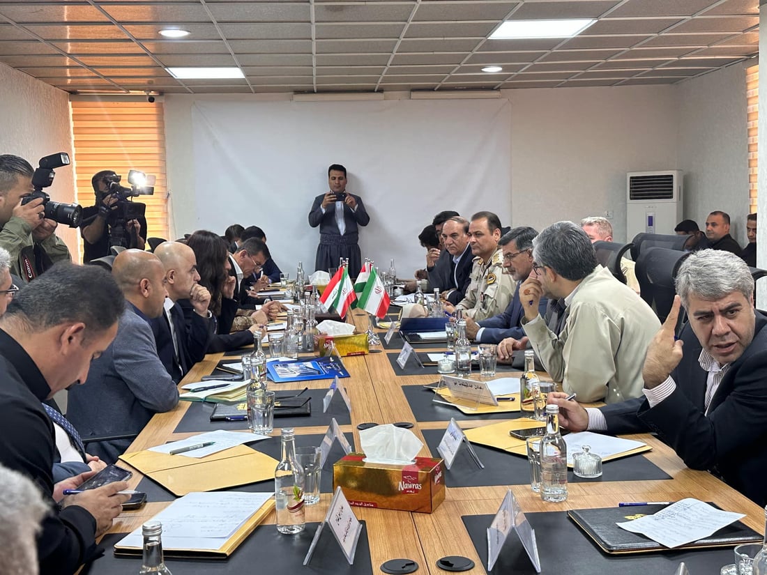 هاتوچۆی ئۆتۆمبێل لە دەروازەی شوشمێ دەکرێتەوە