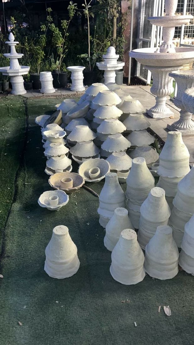 أبرد وأرخص وأنقى.. الكهرباء وحرارة الصيف يعودان بـ “الكوز” إلى منازل السماوة (صور)