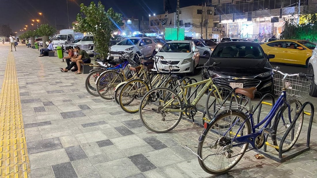 فيديو: أول حي بغدادي يخصص موقفاً للبايسكلات على طريقة أوروبا!
