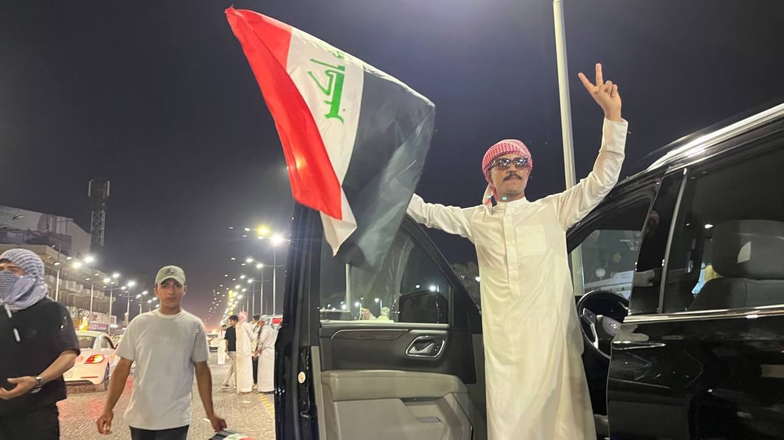 صور من كورنيش العشار: البصرة تحتفل بالأعلام والأغاني في يوم العيد الوطني