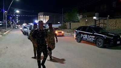 فيديو: لا أحد يسرق بيوت “المشاية”.. القائمقام يحرسها في سوق الشيوخ