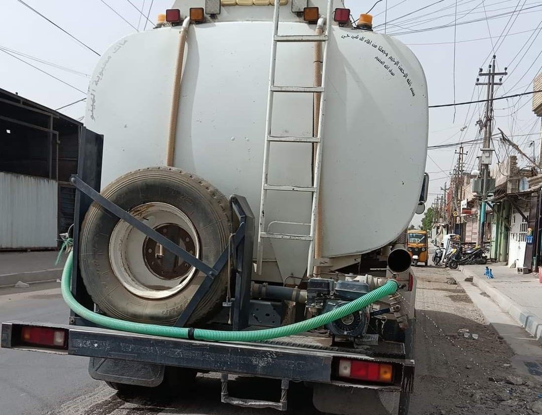 طفح الكيل في أبودشير: 6 أحياء تحفر الآبار.. وأمانة بغداد تعد بفرج قريب (صور)