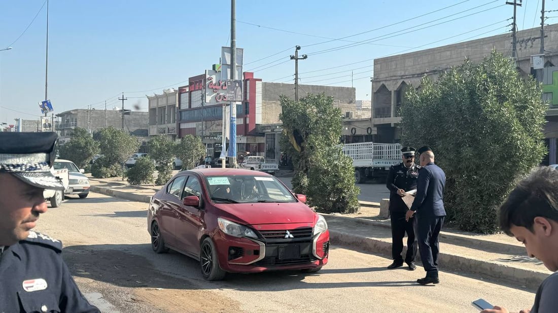 مرور الزبير تفاجئ سوق سوادي بالسيطرات.. المراهقون على رأس قائمة المطلوبين (صور)