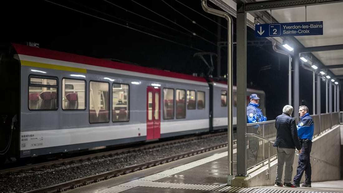 لە سویسرا پەنابەرێکى ئێران 15 کەس بە بارمتە دەگرێت