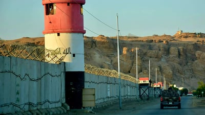 Iraq denies claims of Syrian bulldozers breaching border barrier