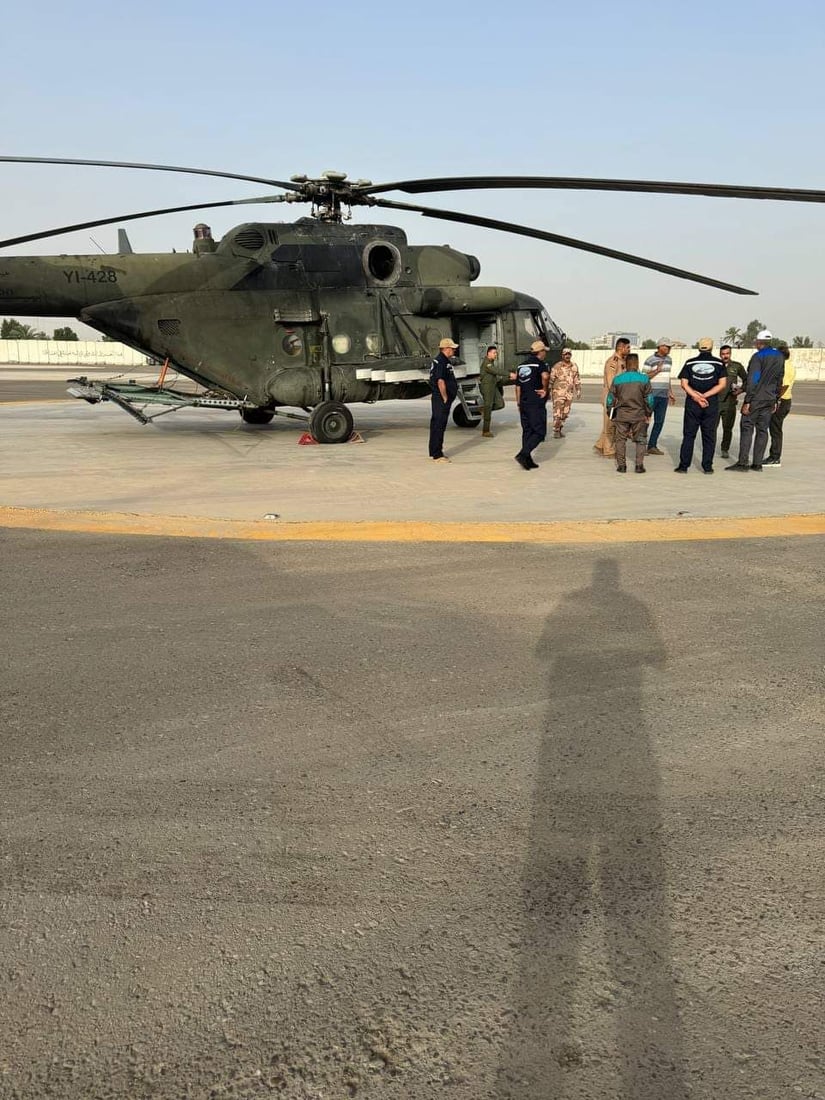 صور: مروحيات الجيش في سماء كربلاء لإنقاذ بساتين النخيل من “الدوباس”