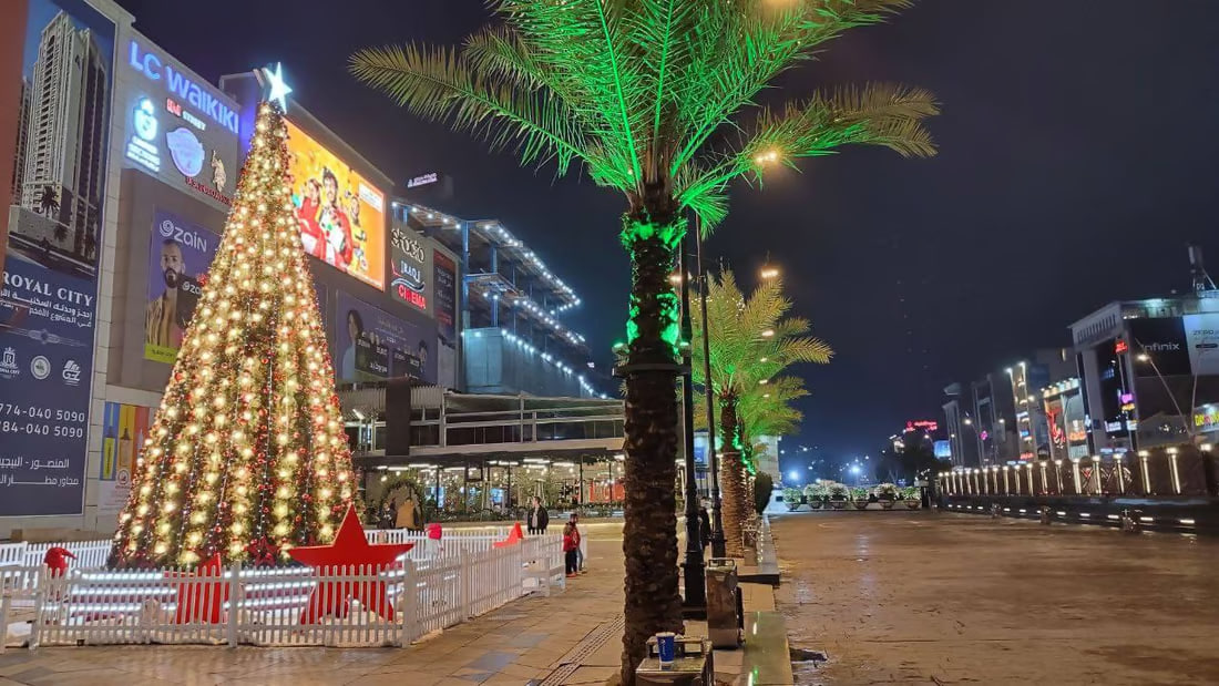 Baghdad’s Mansour district prepares for New Year’s Eve celebrations