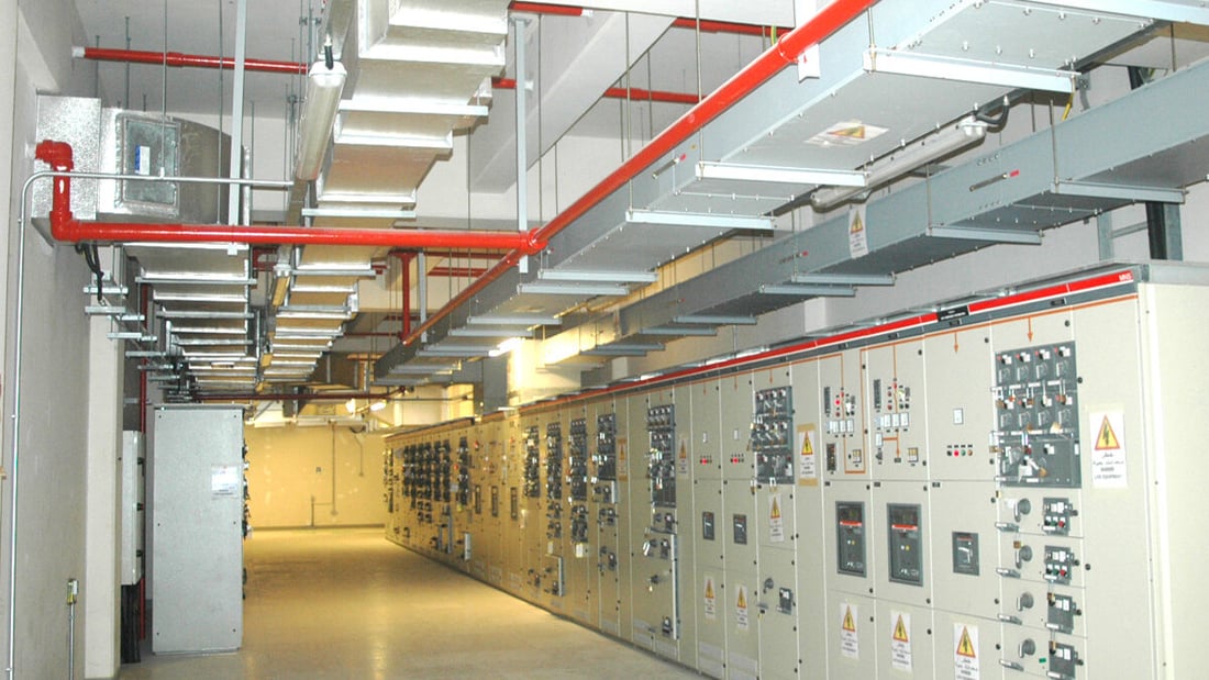 نفذت أضخم محطة في العالم.. البصرة تحيل مشروع تحلية مياه البحر إلى شركة صينية