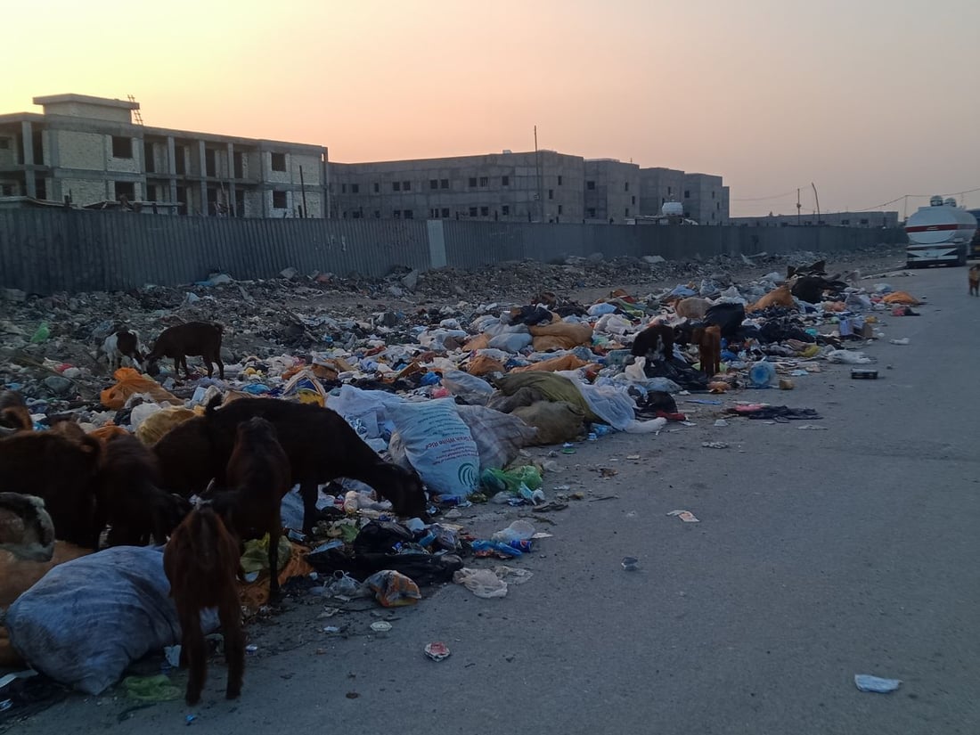 صور: استغاثة من محيط “المقبرة المقرفة” في بغداد الجديدة
