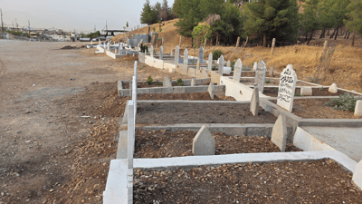 بەشێک لە مردووەکانی گۆڕستانی زەڕایەن کەلە 1ـی حەوت لەدایکبوون لەتەنیشت یەک نێژراون