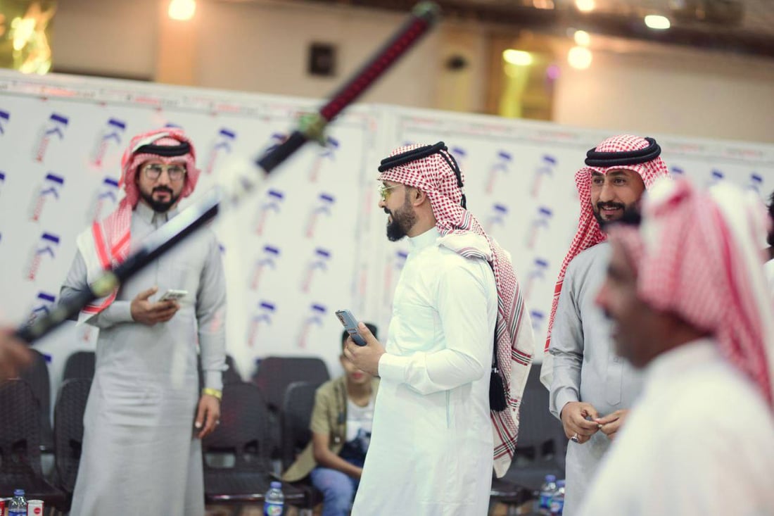 صور من واسط: الزي العربي يُزين مناسبات “شيخ سعد” ويفتح أسواقاً أخرى للموضة