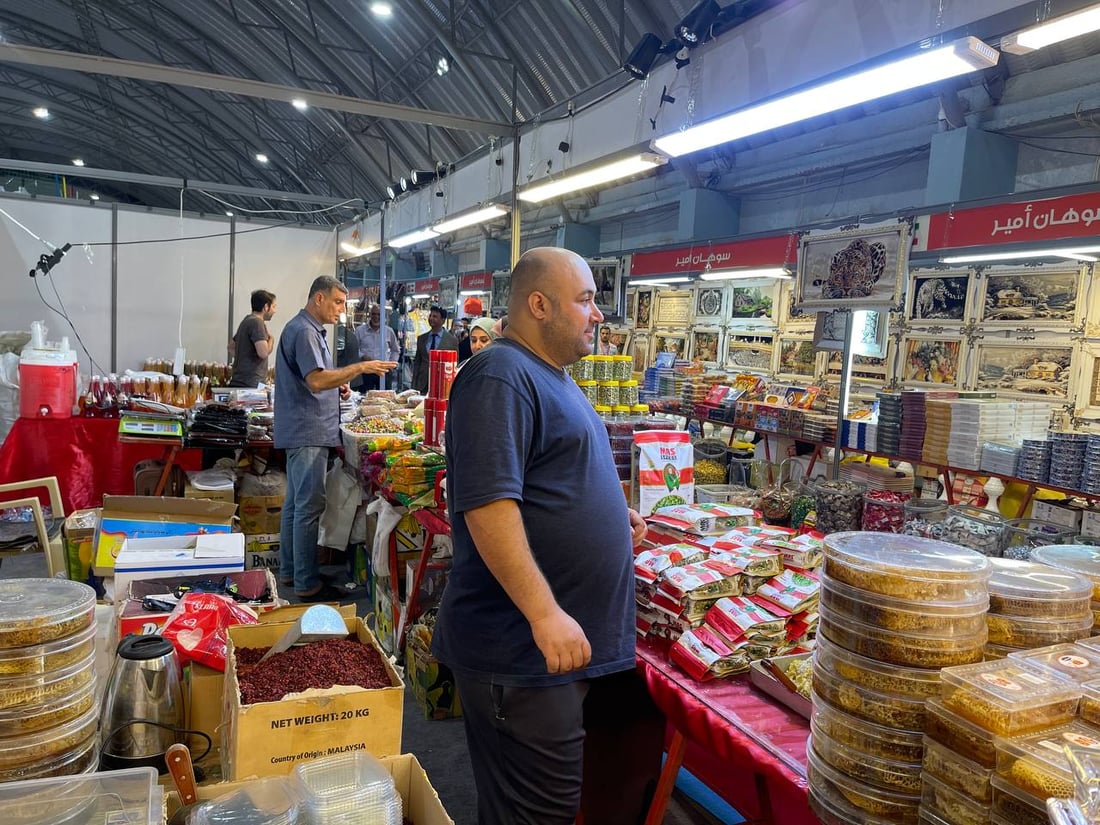 بضائع من بريطانيا وباكستان في النجف.. عطور اليمن يعجبها ذوق العراقيين