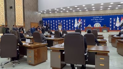 فيديو من أجواء انتخاب رئيس مجلس نينوى والمحافظ.. 100 يوم أمام الدخيل ثم تقييم