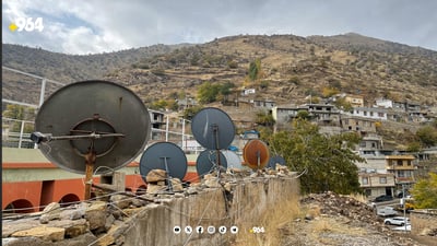 لە تەوێڵە 30 ماڵ بەهۆی دیوارێکەوە سەیری کەناڵە کوردییەکان دەکەن