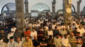 صور.. مئات المصلين يؤدون صلاة عيد الأضحى في جامع النبي جرجيس وسط الموصل