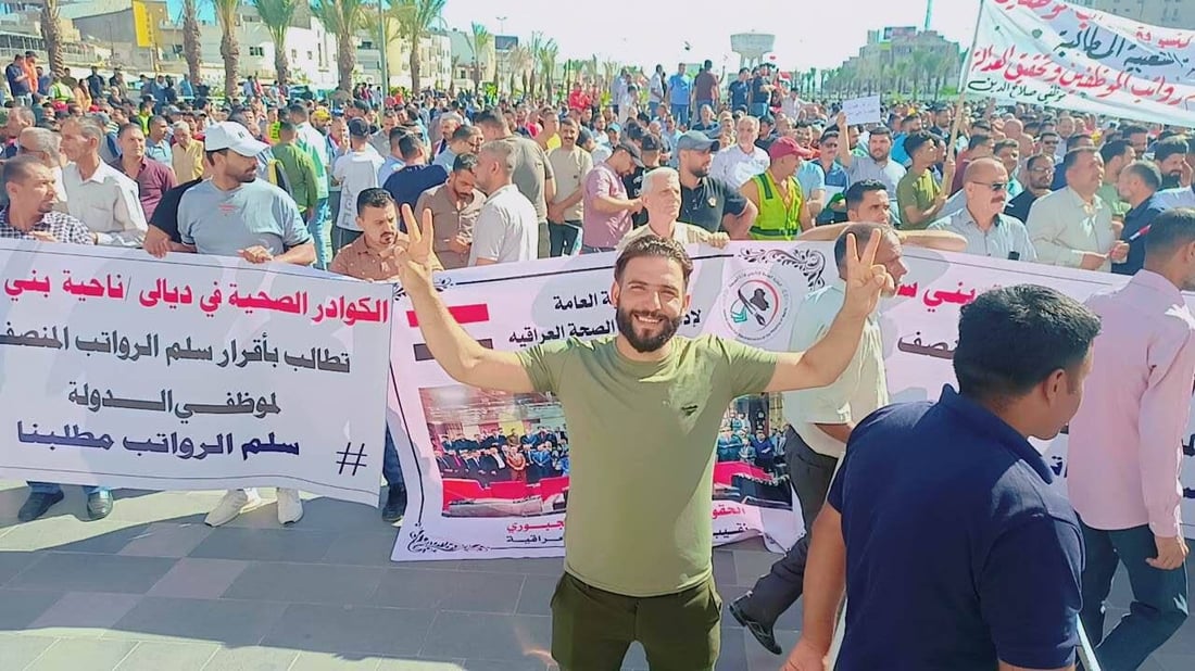 بالتزامن مع تظاهرة الناصرية.. ساحة التحرير تمتلئ بالمتظاهرين في عيد العمال (صور)