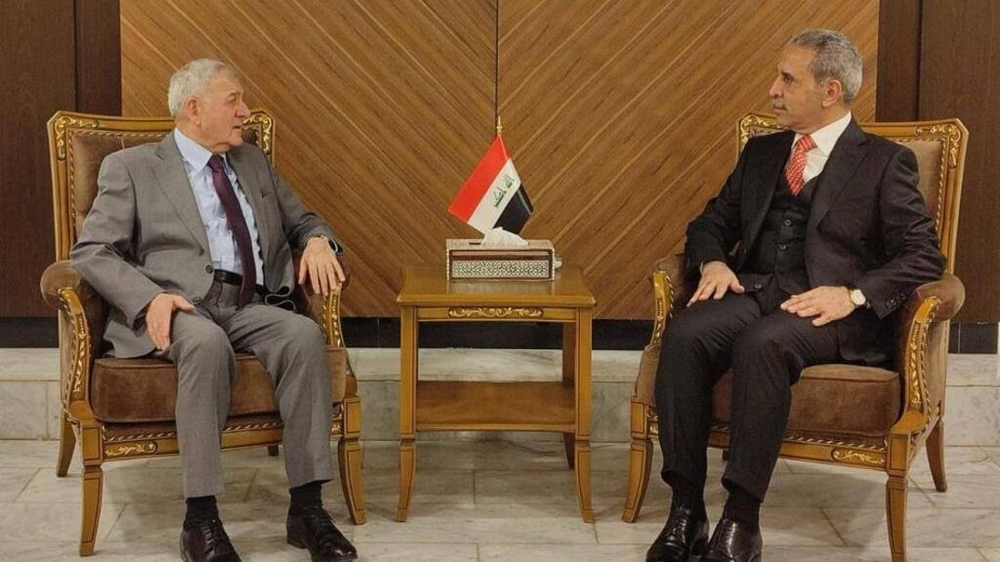 معالجة المشاكل السياسية وفق الدستور.. نقاش بين الرئيس رشيد وزيدان