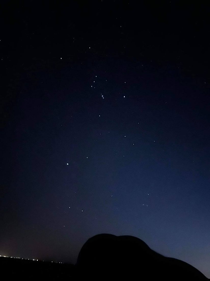 صور: انتهى الصيف والليل يصبح أجمل في واسط.. قمر ونجوم وسفاري في هور الشويجة