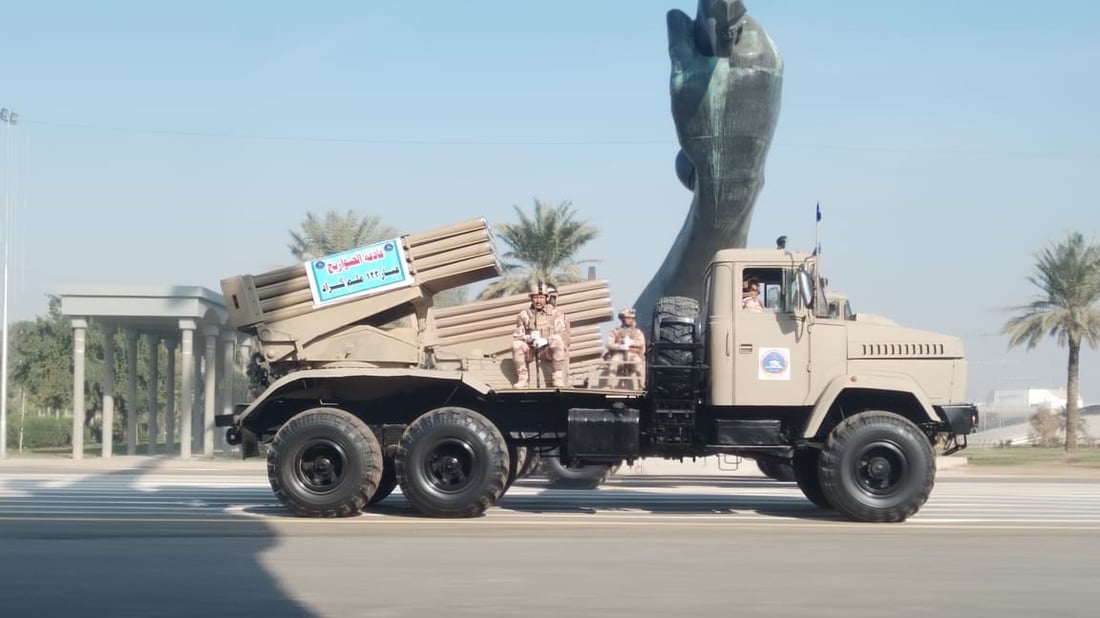 الدبابات تستعرض في بغداد.. رئيس الأركان جاهز تحت قوس النصر لـ 6 كانون.. فيديو 964