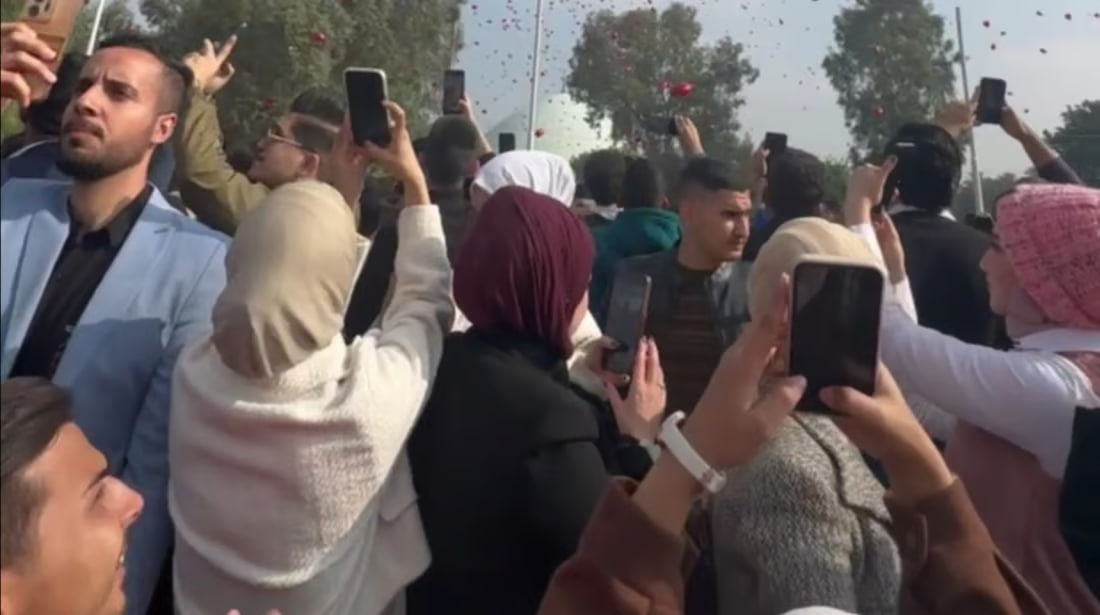 University of Nahrain students launch over 5,000 balloons to welcome the new Academic Year