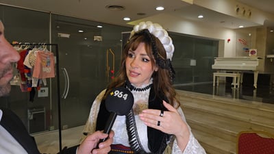 کچە کوردێک ماسک و کرێمی کۆریی دروست دەکات