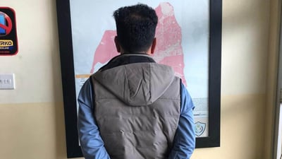 بەفێڵ چوار دەفتەر دۆلاری لە خانەوادەیەک وەرگرت و پۆلیس دەستگیریکرد