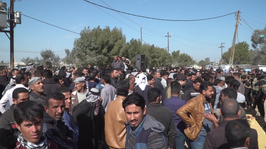 بابل: إحتجاجات في جبلة على تردي الخدمات ومطالب بإقالة مدير الناحية (صور).